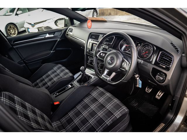 Image for 2014 Volkswagen Golf 