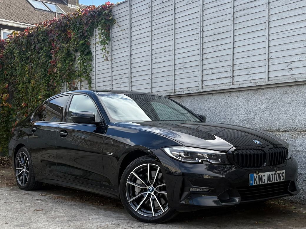 Image for 2022 BMW 3 Series 330e SPORT PRO / LEATHER / PARK ASSIST / HIGH SPEC / ONE OWNER / *FINANCE PACKAGES AVAILABLE*