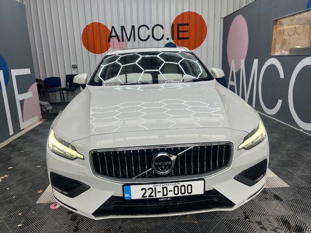 Image for 2022 Volvo V60 2022 VOLVO V60 4wd RECHARGE PLUG-IN HYBRID T6 AWD 2.0 AUTOMATIC / CRUISE CONTROL / PARKING CAMERA / ELECTRIC MEMORY & HEATED SEATS / PANORAMIC SUNROOF / HEATED STEERING WHEEL / APPLE CARPLAY AND MORE