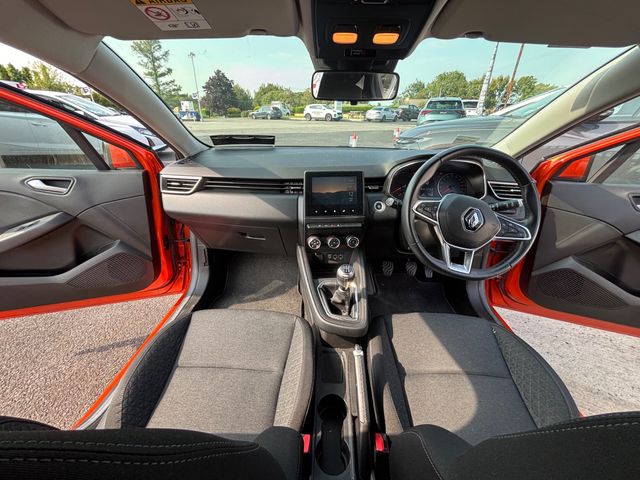 Image for 2020 Renault Clio Iconic TCE 100 MY19 5DR
