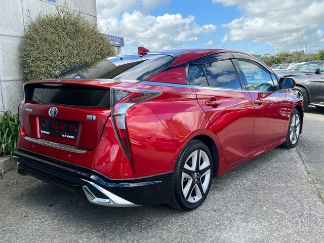 Image for 2018 Toyota Prius TOURING SELECTION AUTOMATIC HYBRID 1.8 PETROL //HIGH SPEC//FULL LEATHER HEATED SEATS//HEAD UP DISPLAY//ADAPTIVE CRUISE CONTROL//REVERSE CAMERA//