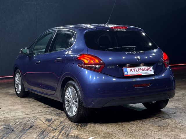 Image for 2016 Peugeot 208 1.2L AUTOMATIC - PARKING SENSORS