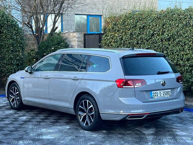 Image for 2022 Volkswagen Passat GTE VARIANT 1.4 TSI HYBRID // LEATHER HEATED SEATS // SERVICE HISTORY // DIAMOND CUT ALLOYS 