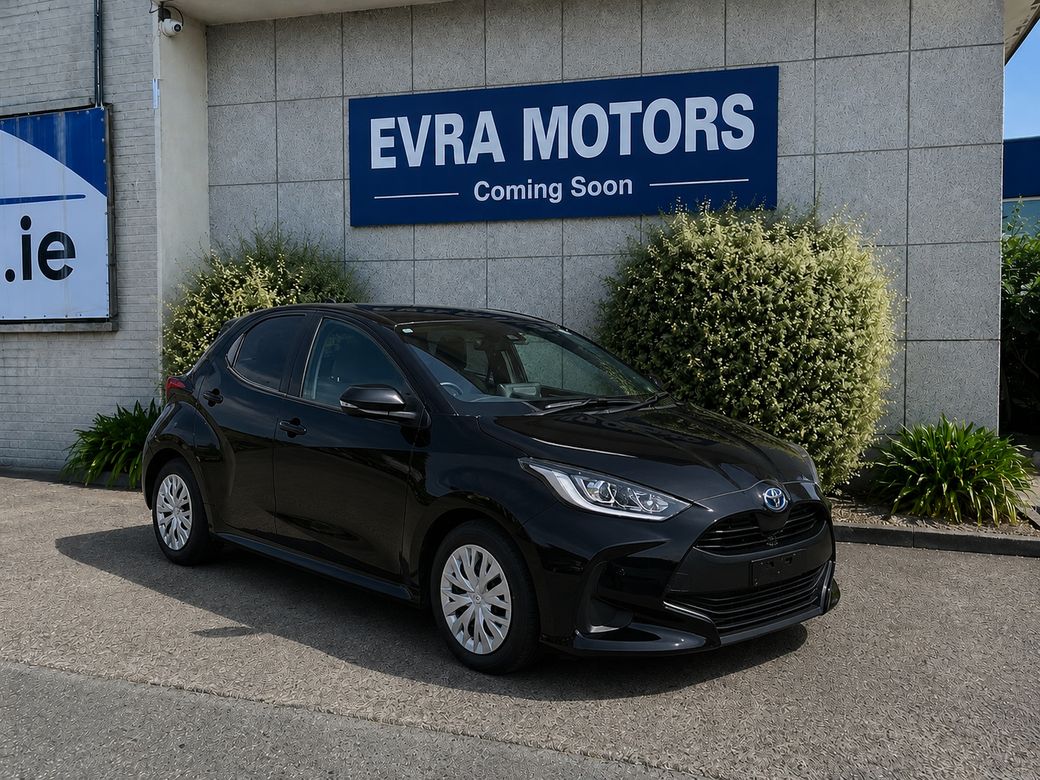 Image for 2023 Toyota Yaris Z HYBRID AUTOMATIC 1.5 PETROL //HIGH SPEC//HEATED SEATS//360 PARKING CAMERAS//KEYLESS ENTRY//ADAPTIVE CRUISE CONTROL//