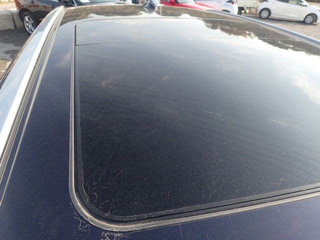 Image for 2017 Volvo XC60 2.0 D4 DIESEL SE LUXURY PREMIUM AUTO **PAN ROOF** // TOP SPEC // LOW KMS // FULL ELECTRIC HEATED LEATHER // CRUISE CONTROL // ELECTRIC TAILGATE // REVERSING CAMERA // LANE ASSIST