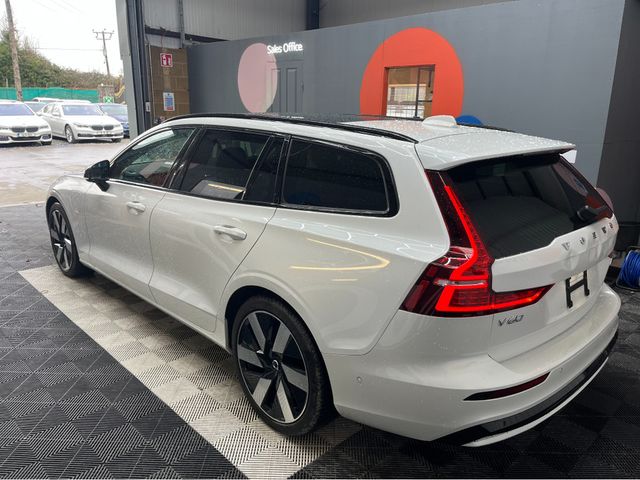 Image for 2024 Volvo V60 €51950 2024 VOLVO V60 RECHARGE ULTIMATE T6 PLUG-IN / CRUISE CONTROL / 360° CAMERA / ELECTRIC MEMORY & HEATED SEATS / HEATED STEERING WHEEL / APPLE CARPLAY / PANORAMIC SUNROOF / HEATED REAR SEAT