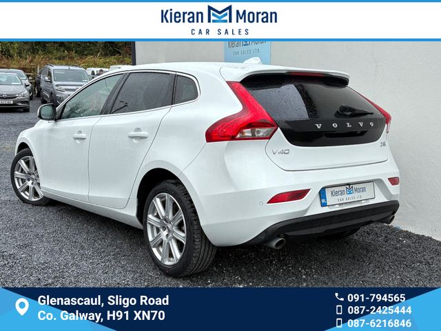 Image for 2019 Volvo V40 INSCRIPTION 
