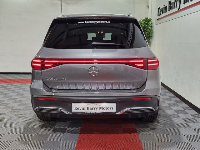 Image for 2024 Mercedes-Benz EQB 250+ AMG LINE EXECUTIVE (70.5KWH BATTERY / 7 SEATER) AUTOMATIC **ONE OWNER / APPLE CARPLAY / BLIND SPOT ASSIST / CRUISE CONTROL / ELECTRIC BOOTLID / HEATED FRONT SEATS / SAT NAV / REVERSE CAMERA**
