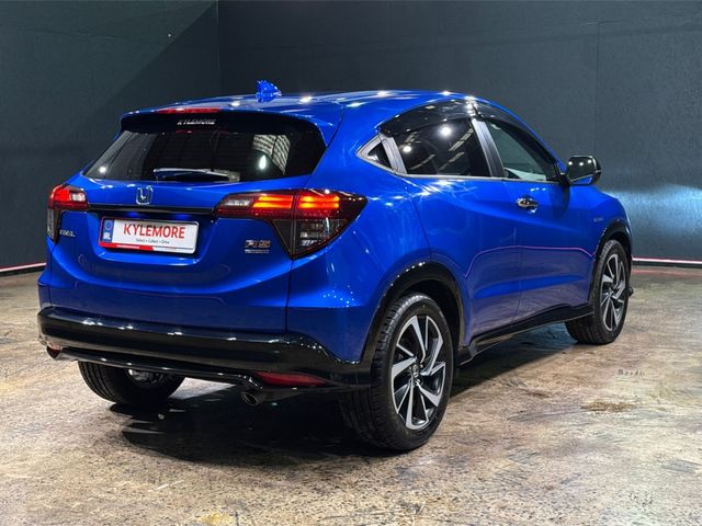 Image for 2020 Honda Vezel HYBRID RS EDITION - ELECTRIC HALF BLACK LEATHER HEATED SEATS - DIAMOND CUT ALLOYS - REVERSE CAMERA - CRUISE CONTROL