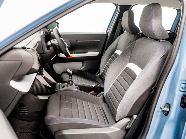 Image for 2026 Citroen C3 Plus 1.2 Petrol 100HP