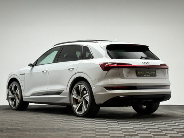 Image for 2023 Audi e-tron 55 VORSPRUNG QUATTRO