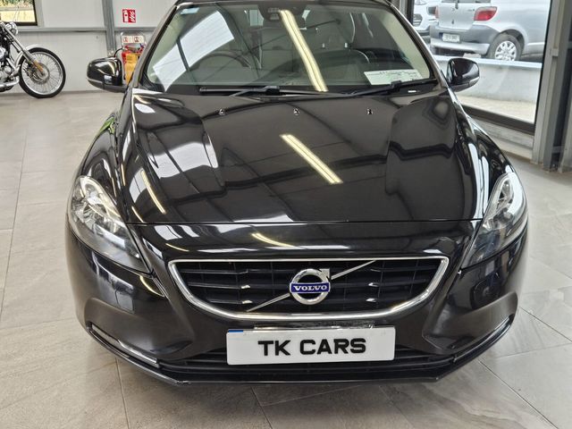 Image for 2016 Volvo V40 D2 (120hp) SE+Leather