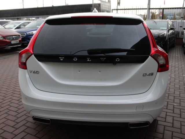 Image for 2017 Volvo V60 