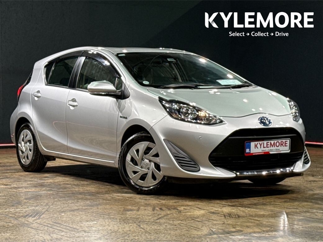 Image for 2020 Toyota Aqua 1.5 PETROL HYBRID - HEATING / AC CONTROLS - MULTI FUNCTION STEERING WHEEL - PARKING SENSORS