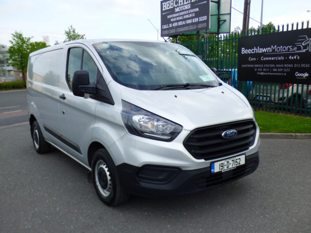 Image for 2019 Ford Transit Custom 2.0 TDCI 105 PS SWB // PRICE EXCL. VAT // GREAT CONDITION // 01/26 CVRT // DOCUMENTED SERVICE HISTORY // ONE OWNER //
