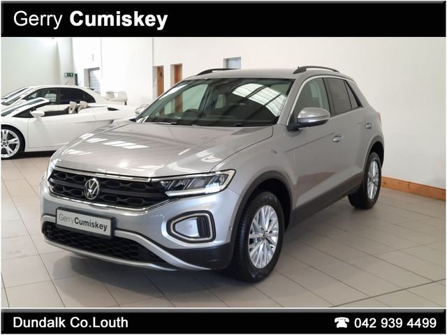 Image for 2023 Volkswagen T-Roc Life | 1.0 TSI 110HP