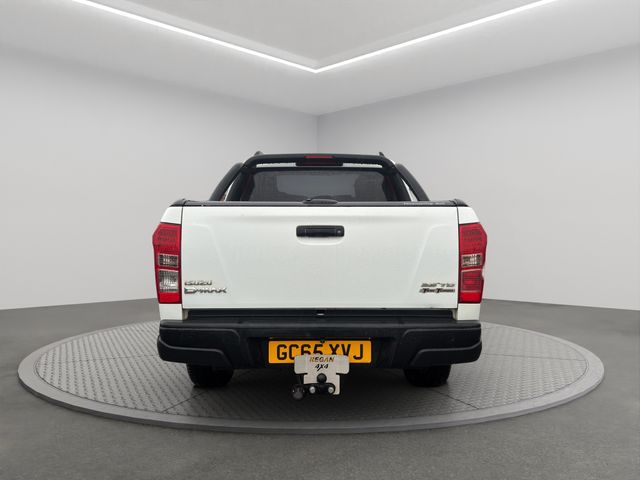 Image for 2015 Isuzu D-MAX TD BLADE DCB