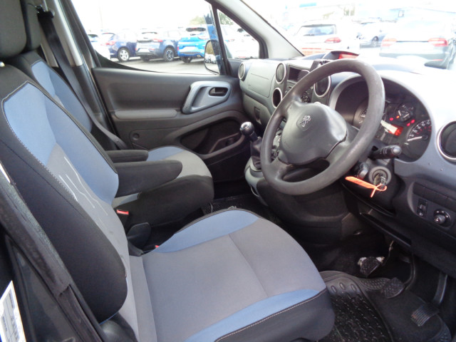 Image for 2013 Peugeot Partner 1.6 HDI Tepee S 92PS 5 Seats 5DR