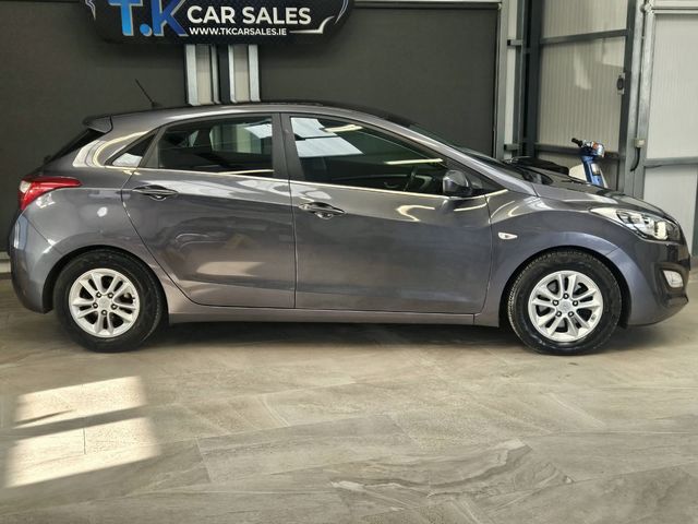 Image for 2016 Hyundai i30 1.6 Diesel Deluxe