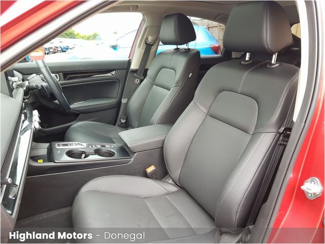 Image for 2023 Honda Civic 2.0 i-MMD Hybrid Advance ** LOW KMS ** LEATHER INTERIOR ** IRISH CAR **