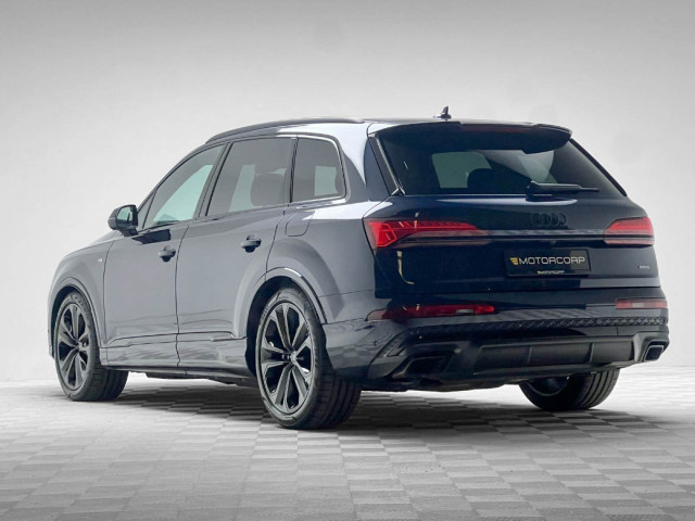 Image for 2025 Audi Q7 55 TFSI E S LINE BLACK ED QUATTRO