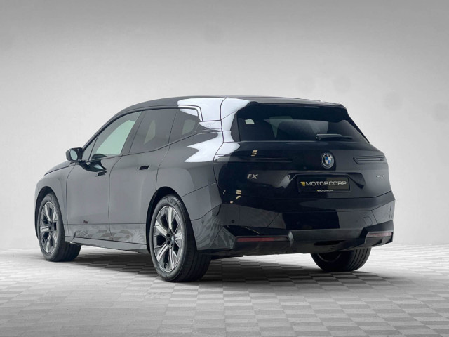Image for 2023 BMW iX 40 M SPORT PAN ROOF