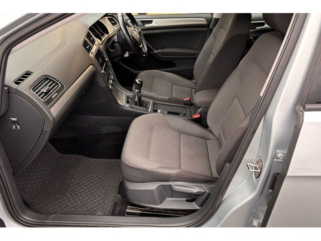 Image for 2015 Volkswagen Golf Comfortline *Timing Belt Kit Replaced* 1.6 TDi Diesel 110bhp