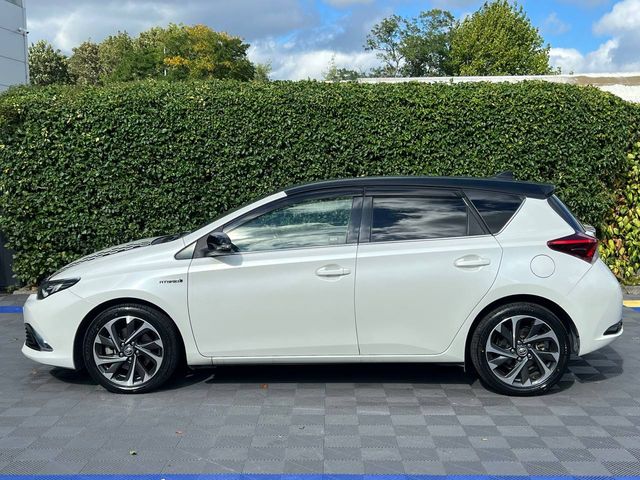 Image for 2017 Toyota Auris BRICK LANE EDITION 1.8 HYBRID AUTO // SERVICE HISTORY // HALF LEATHER INTERIOR // REVERSE CAMERA