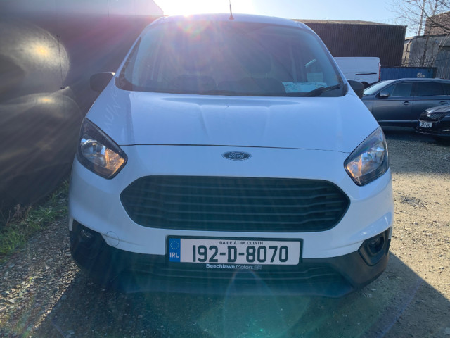 Image for 2019 Ford Transit Courier 1.5 TDCI 6SP TREND // PRICE EXCL. VAT // 07/26 CVRT // ONE PREVIOUS OWNER // FULL DOCUMENTED SERVICE HISTORY // PARKING SENSORS, BLUETOOTH AND ELECTRIC WINDOWS // 