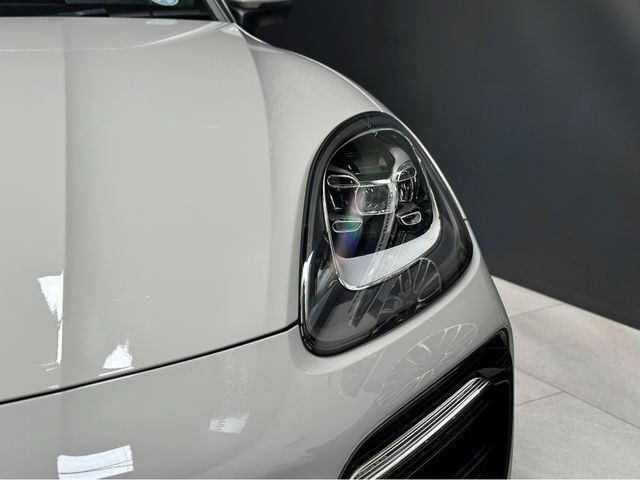 Image for 2023 Porsche Cayenne 3.0 V6 PLATINUM EDITION
