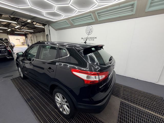 Image for 2015 Nissan Qashqai 1.5 DCI Acenta Smart Vision 110PS 5DR
