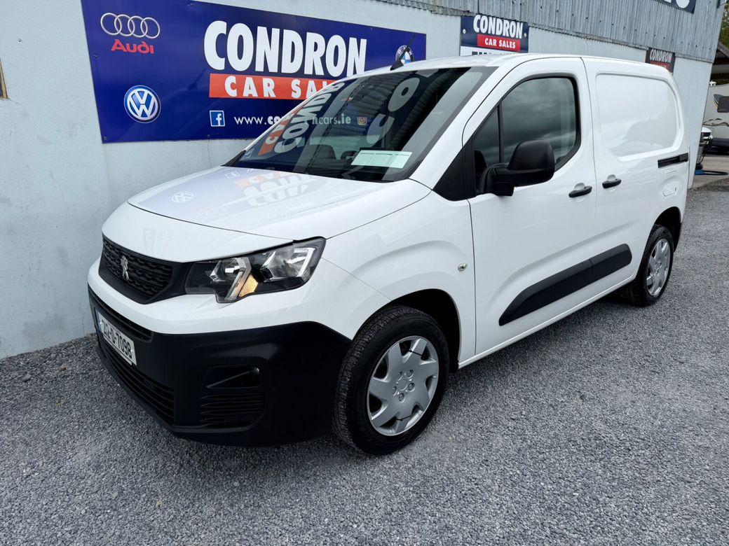 Image for 2021 Peugeot Partner 