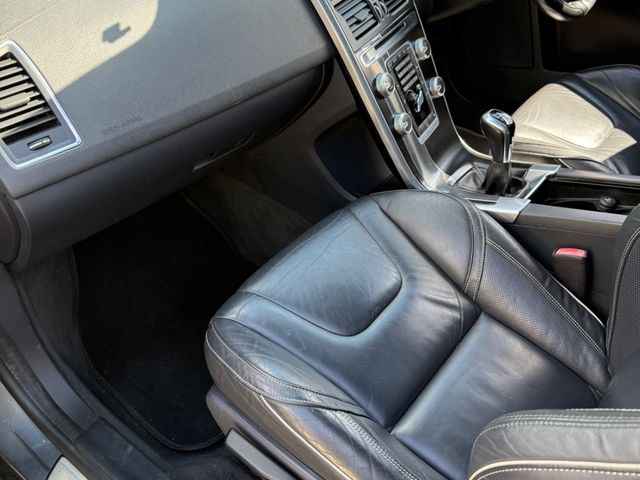Image for 2015 Volvo XC60 2.0 D4 R-design LUX 190BHP 5DR