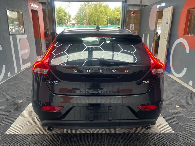 Image for 2018 Volvo V40 2018 VOLVO V40 2.0 AUTOMATIC / PARKING CAMERA / ELECTRIC MEMORY & HEATED SEATS / PADDLE SHIFTERS AND MORE