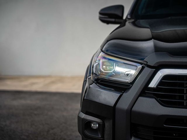 Image for 2025 Toyota Hilux 2 8D4D Invincible X 201BHP Auto