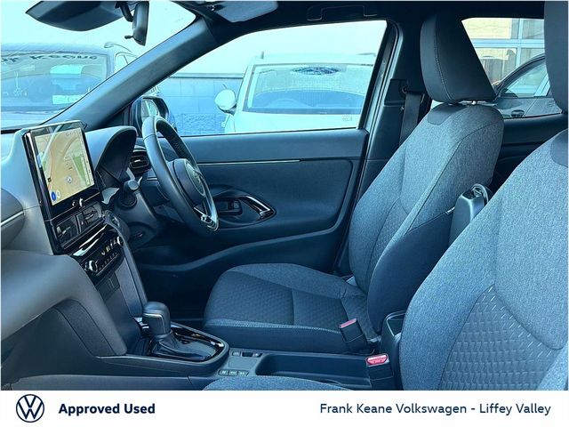 Image for 2025 Toyota Yaris Cross LUNA SPORT MONO 1.5 HYBRID *REAR VIEW CAMERA* *DIAMOND CUT ALLOYS* *12 MONTHS FRANK KEANE WARRANTY* *PCP AVAILBALE*