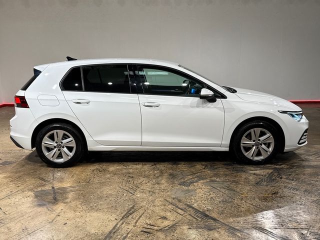 Image for 2022 Volkswagen Golf 1.0L AUTOMATIC ETSI ACTIVE - FACTORY ALLOYS - DIGITAL DASH - REAR CAMERA/PARKING RADAR