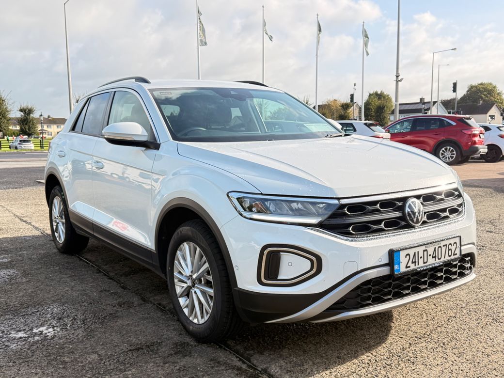 Image for 2024 Volkswagen T-Roc Life 1.0 TSI M6F 116HP