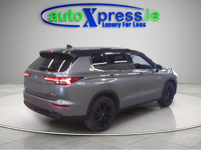 Image for 2023 Mitsubishi Outlander PHEV 4WD BLACK EDITION, Low mileage, reversing camera
