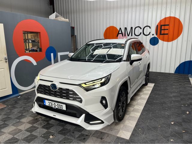 Image for 2023 Toyota Rav4 €38950 2023 TOYOTA RAV4 HYBRID G 2.5 AUTOMATIC / CRUISE CONTROL / REVERSE CAMERA / ELECTRIC MEMORY & HEATED SEATS / PADDLE SHIFTERS AND MORE
