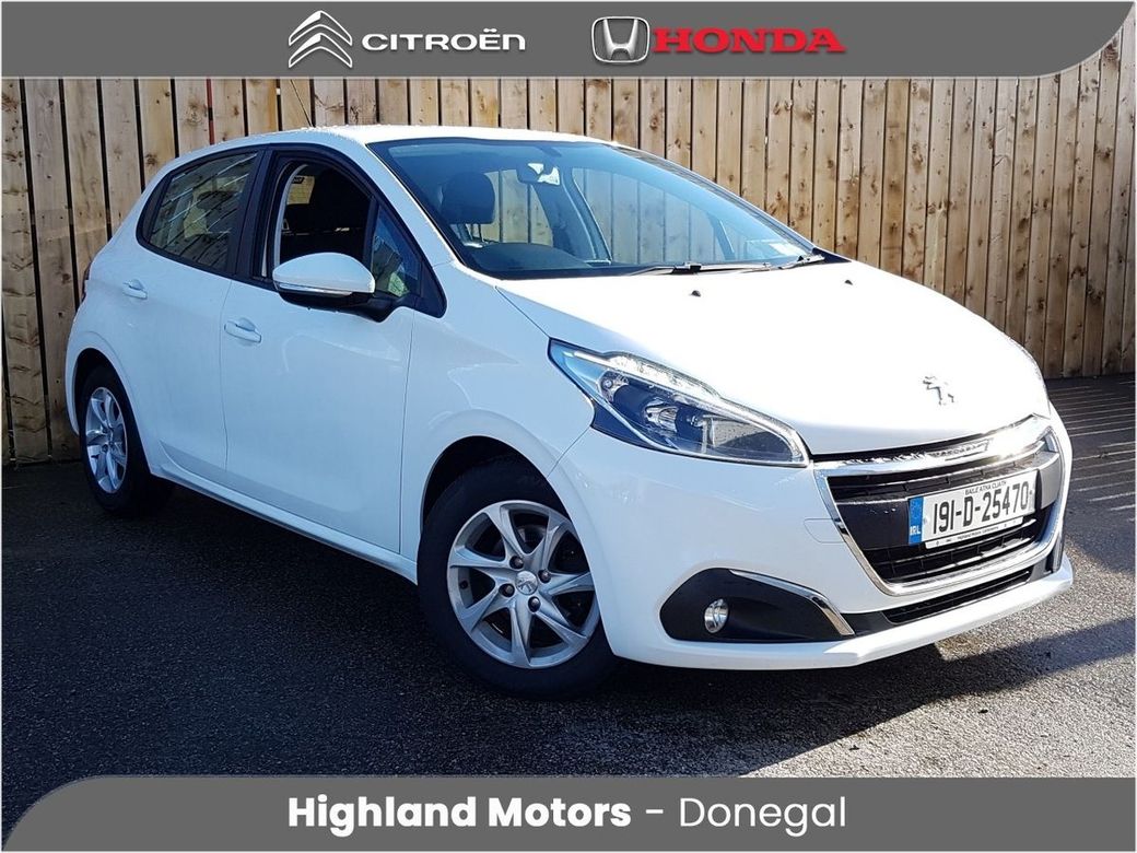Image for 2019 Peugeot 208 1.2 PureTech 68bhp Active * FROM €49 PER WEEK **