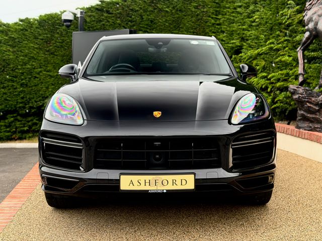 Image for 2022 Porsche Cayenne Turbo S Turbo S E-hybrid 4DR Auto