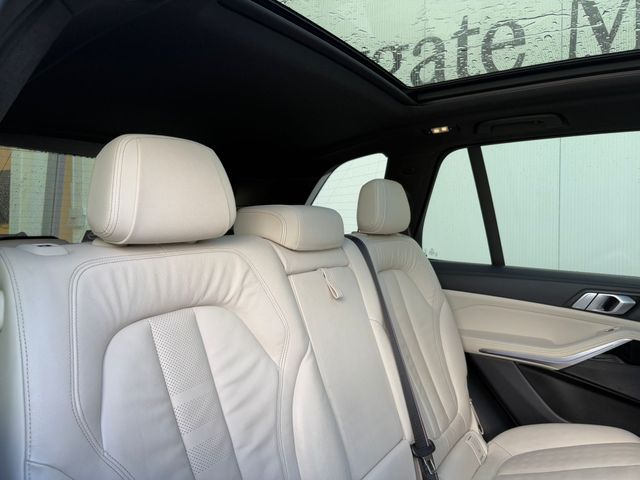 Image for 2020 BMW X5 7 Seater Xdrive30d M Sport - CARBON BLACK OVER CREAM - PAN ROOF 
