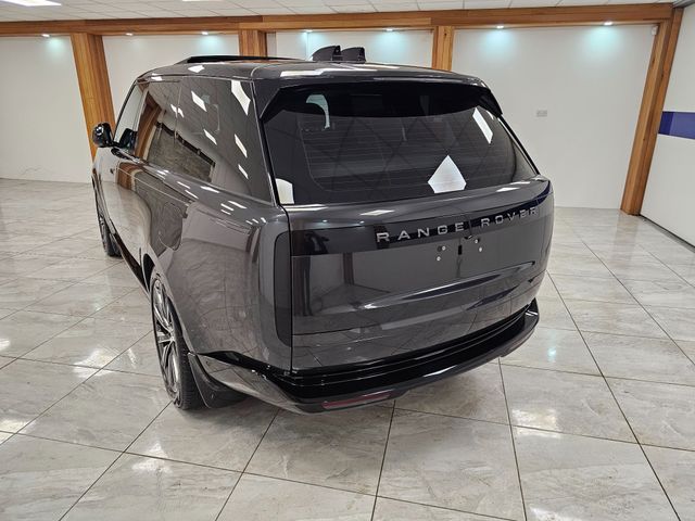 Image for 2025 Land Rover Range Rover AUTOBIOGRAPHY