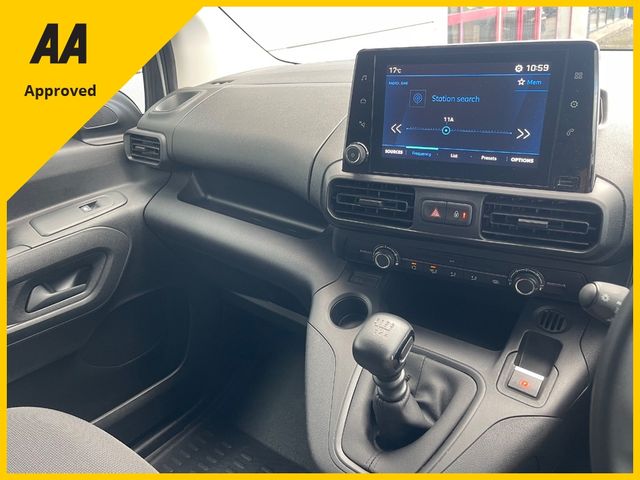 Image for 2023 Peugeot Partner PROFESSIONL PREM+ BLUEHDI PROFESSIONAL PREMIUM PLUS L1
