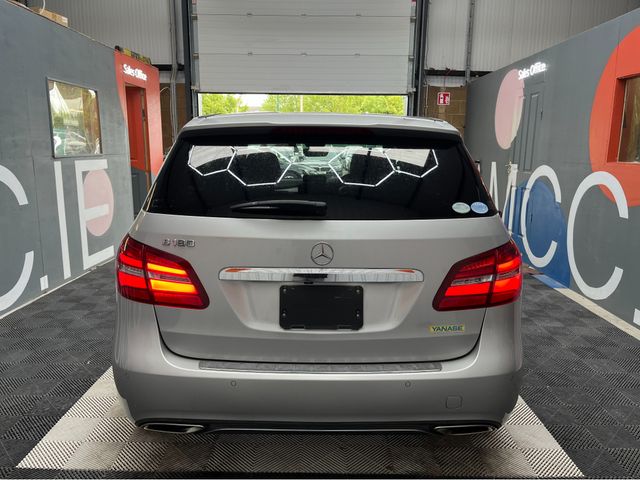 Image for 2018 Mercedes-Benz B Class €14950 2018 MERCEDES-BENZ B180 1.6 AUTOMATIC / CRUISE CONTROL / REVERSE CAMERA / HEATED SEATS / PADDLE SHIFTERS AND MORE