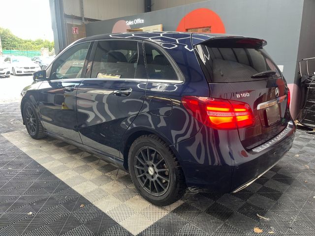 Image for 2018 Mercedes-Benz B Class MERCEDES B CLASS B180 AUTOMATIC / LEATHER HEATED SEATS / PARKING CAMERA/ PANORAMIC ROOF AND MORE