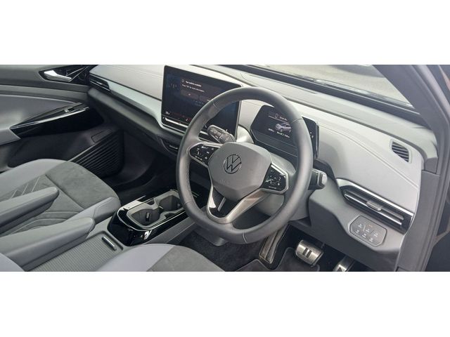 Image for 2026 Volkswagen ID.4 PRO PLUS 77KWH 286HP **FULLY ELECTRIC, REAR VIEW CAMERA, PARK ASSIST**