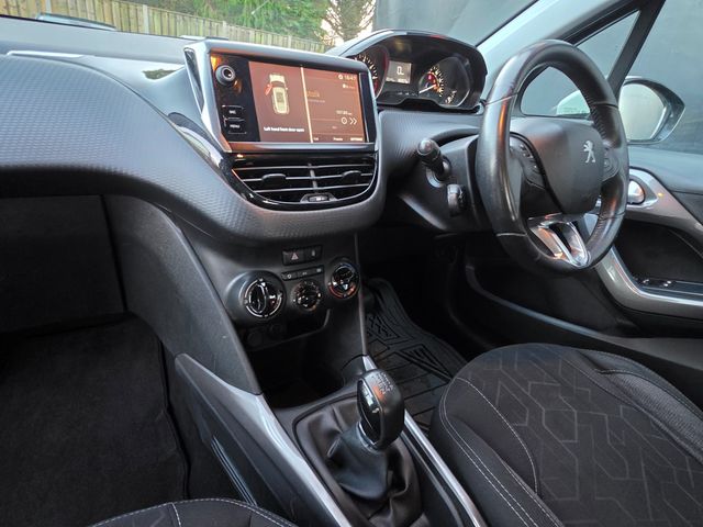 Image for 2017 Peugeot 2008 1.2 Pure-tech ACTIVE // NCT TILL 07/27