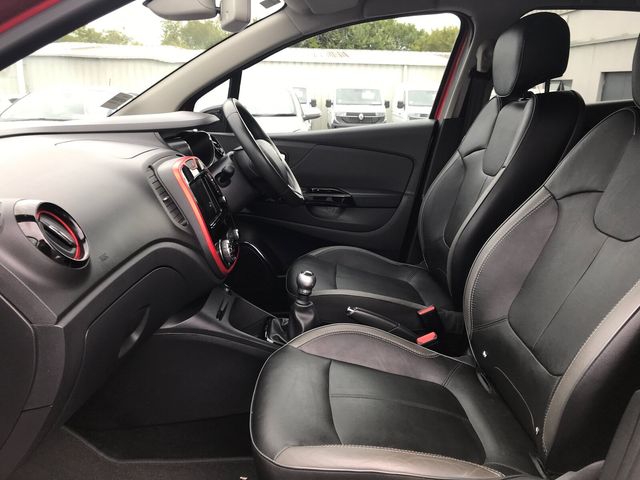 Image for 2017 Renault Captur dCi 90 SIGNATURE X NAV